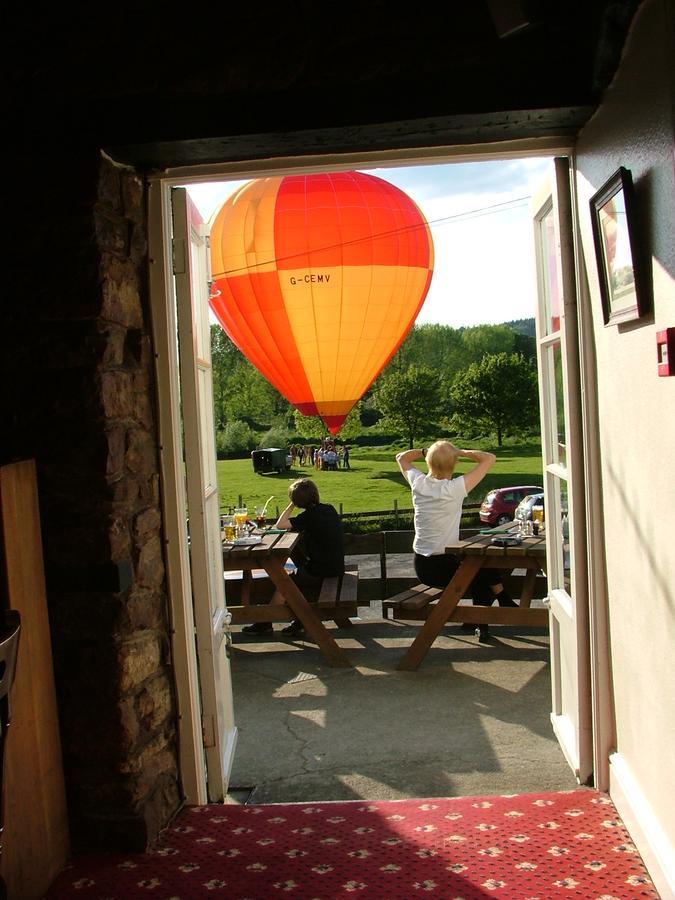 The Harp Inn Glasbury Kültér fotó